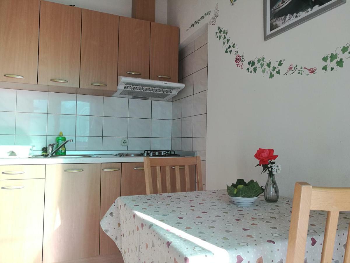 Apartments Krzelj Vodice Kültér fotó
